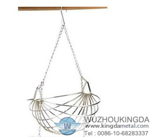 hanging-wire-basket